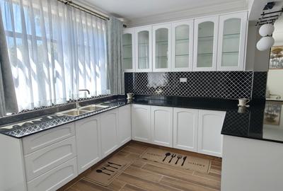 3 Bed Apartment with En Suite in Ngong