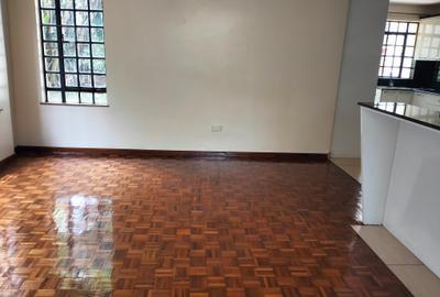 4 Bed Townhouse with En Suite in Kitisuru