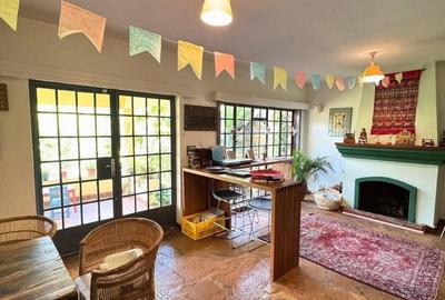 4 Bed House with En Suite in Runda