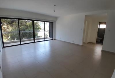 2 Bed Apartment with En Suite in Lavington - 4