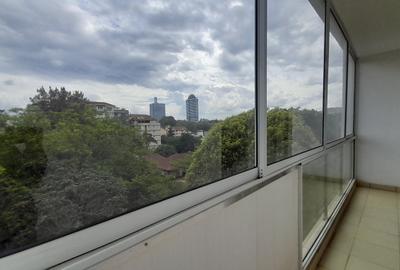 3 Bed Apartment with En Suite at Brookside Drive - 2