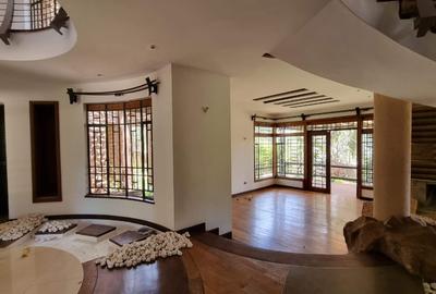 4 Bed House with En Suite at Lakeview Estate - 4