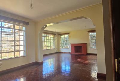 4 Bed Townhouse with En Suite in Kiambu Road