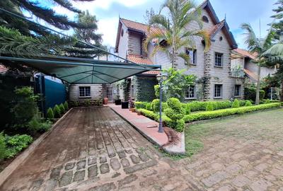 5 Bed Townhouse with En Suite at Off Othaya Road