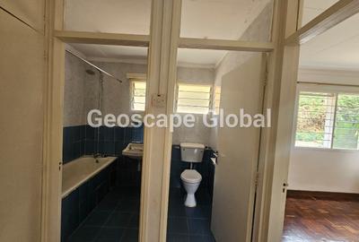 4 Bed House with En Suite in Loresho - 2