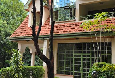 4 Bed Townhouse with En Suite at Lavington Green - 2