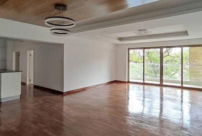 3 Bed Apartment with En Suite in Kileleshwa