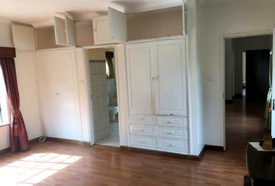 4 Bed House with Staff Quarters at Runda Groove - 3