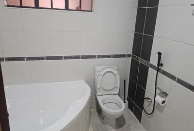 3 Bed Apartment with En Suite at Off Rapta Rd - 3