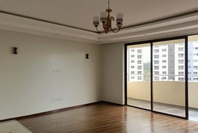 3 Bed Apartment with En Suite in Kileleshwa