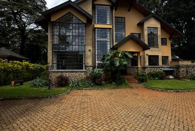 5 Bed Townhouse with En Suite in Karen - 2