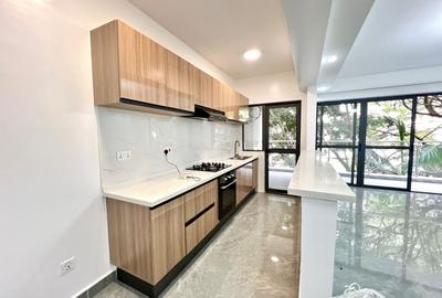 2 Bed Apartment with En Suite at Riverside Drive