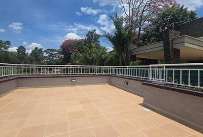 4 Bed House with En Suite in Spring Valley