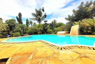 4 Bed Villa with En Suite in Diani