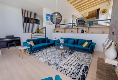 3 Bed Villa with En Suite at Tilisi Views