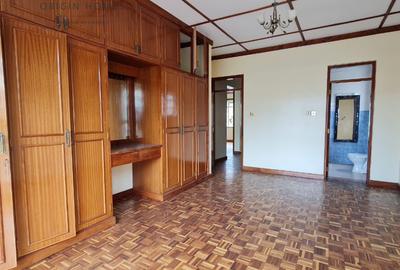 4 Bed Apartment with En Suite at Riverside Drive