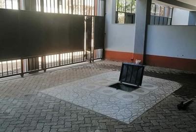 4 Bed House with En Suite in Ruaka