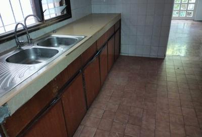 4 Bed Townhouse with En Suite in Kileleshwa