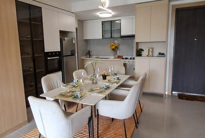 3 Bed Apartment with En Suite in Riverside - 3