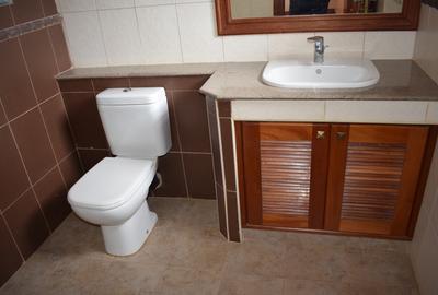 4 Bed Townhouse with En Suite at Peponi Road - 4