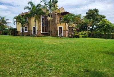 5 Bed Townhouse with Swimming Pool in Runda - 2