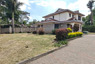 4 Bed Townhouse with En Suite in Karen - 2