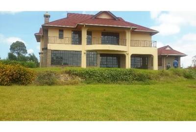 5 Bed House with En Suite at Runda Drive