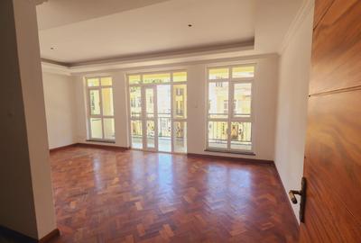 5 Bed Villa with En Suite at Lavington - 3