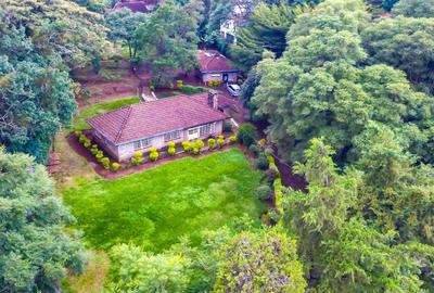 Land in Lavington