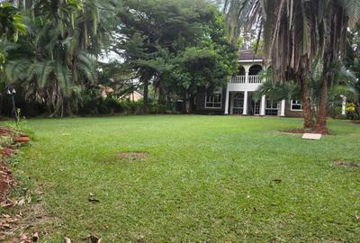 4 Bed House with En Suite at Hillview