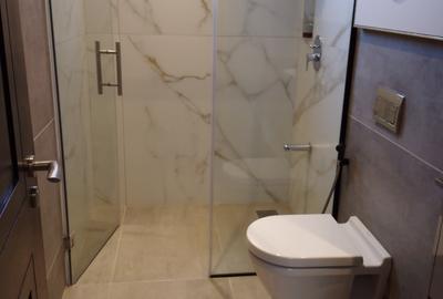 Serviced 3 Bed Apartment with En Suite in Riverside - 4