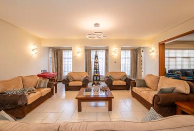 4 Bed Apartment with En Suite at General Mathenge - 3