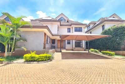 4 Bed Townhouse with En Suite at Runda - 2