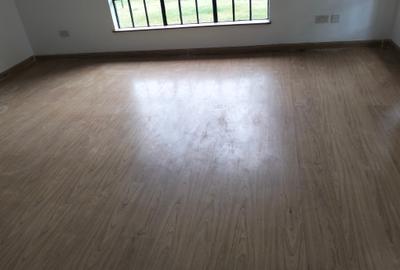 4 Bed Townhouse with En Suite in Runda - 3