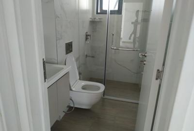 Serviced 3 Bed Apartment with En Suite in Riverside