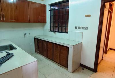 2 Bed Apartment with Borehole in Westlands Area - 3