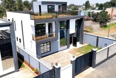 4 Bed House with En Suite at Mugutha