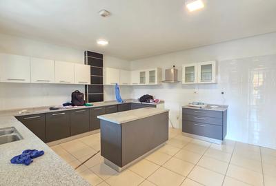 3 Bed Apartment with En Suite at General Mathenge - 3