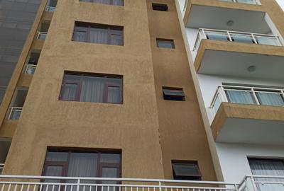 1 Bed Apartment with En Suite at Dennis Plit Road - 3
