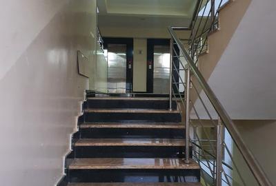 Serviced 3 Bed Apartment with En Suite in Riverside