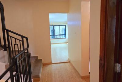 5 Bed Townhouse with En Suite at Lavington Green - 3