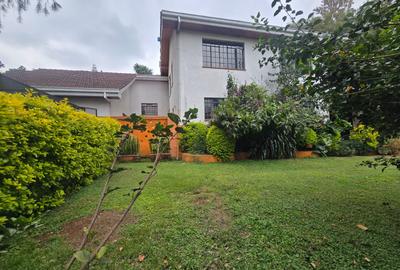 4 Bed House with En Suite in Runda