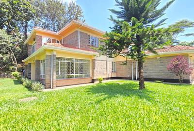 4 Bed House with En Suite in Runda