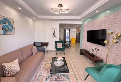 2 Bed Apartment with En Suite in Riverside
