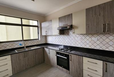 2 Bed Apartment with En Suite in Kileleshwa - 2