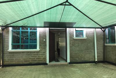 4 Bed Townhouse with En Suite in Spring Valley - 2