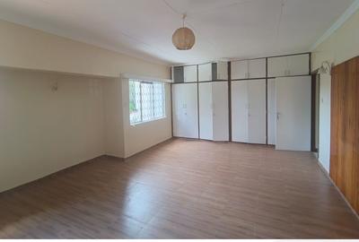 5 Bed House with En Suite in Loresho - 4
