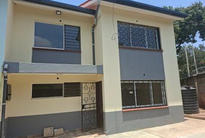 3 Bed Townhouse with En Suite at South B