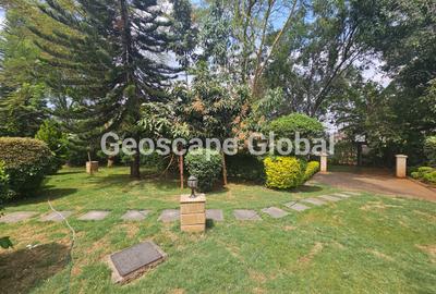 4 Bed House with En Suite in Runda - 2