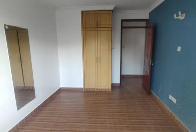 3 Bed Apartment with Borehole in Parklands - 3